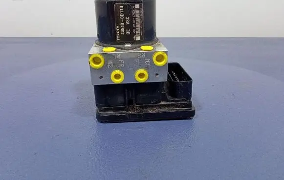 Toyota Yaris ABS Pump 445400D110