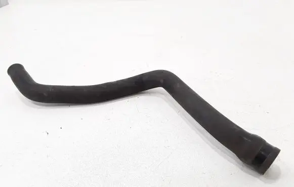 BMW 5 E39 Engine coolant pipe/hose 8367929