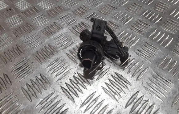 Opel Insignia A Vacuum valve 55568910