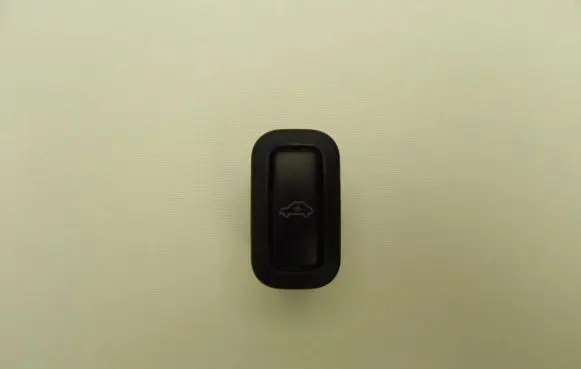 Volkswagen Polo IV 9N3 Alarm switch 6Q0962109A I5798