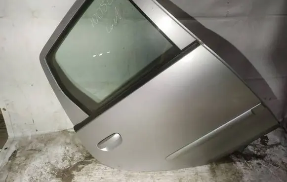 Mitsubishi Colt Rear door pilkos