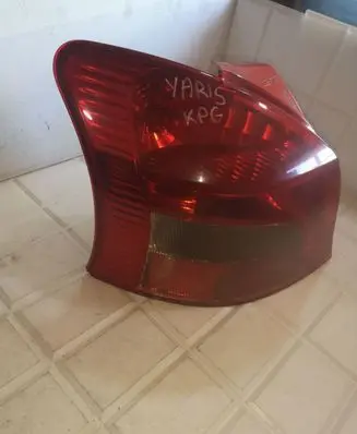 Toyota Yaris Rear/tail lights