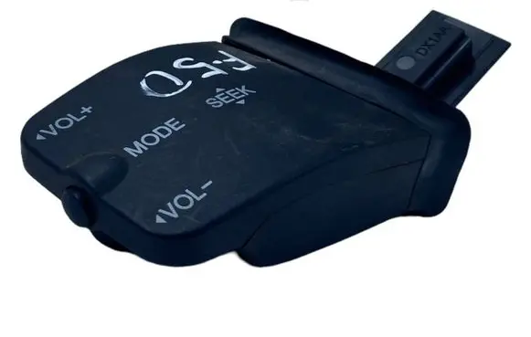 Ford Focus C-MAX Sound control switch 758710 758709