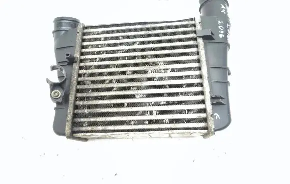 Audi A4 S4 B7 8E 8H Intercooler radiator 0281002401