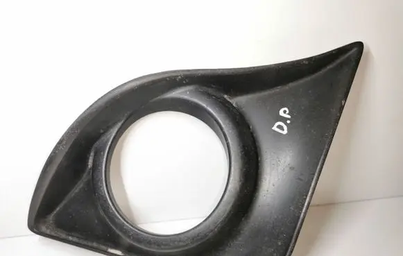 Front fog light trim/grill