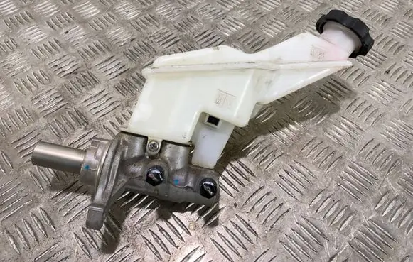 Hyundai Santa Fe Master brake cylinder