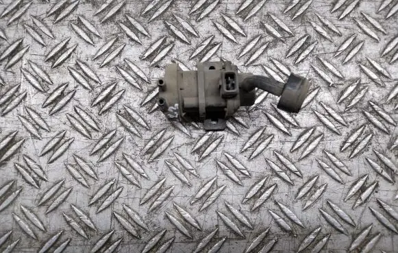 Opel Vectra C Valve vacuum 