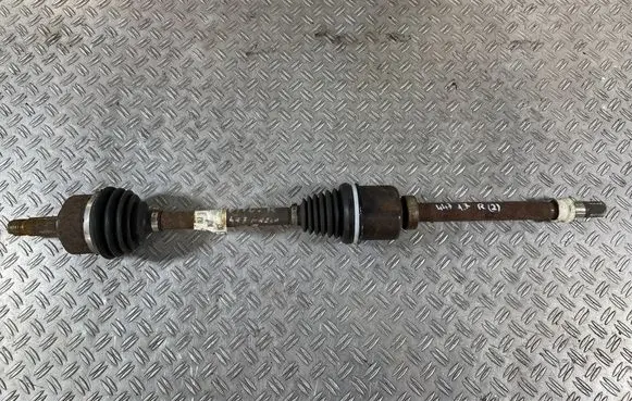 Mercedes-Benz Vito Viano W447 Front driveshaft A4473305400