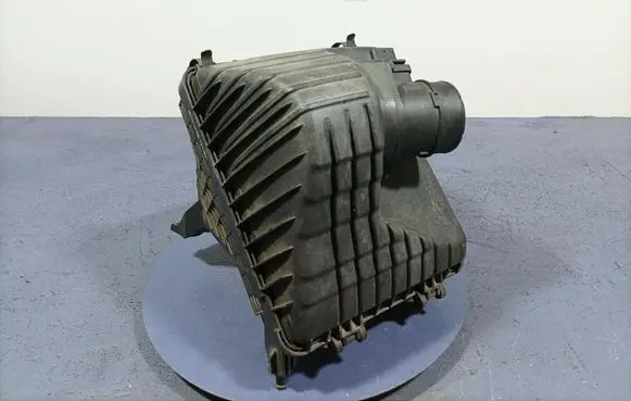 Air filter box