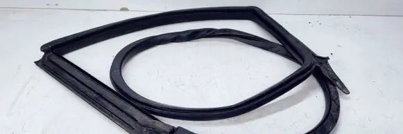 Audi A5 8T 8F Rubber seal rear door 8T8833708