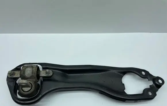 Chrysler Pacifica Rear control arm 68470298AA 68470298