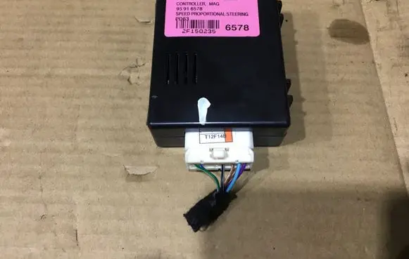 Chevrolet Captiva Power steering control unit/module 95916578