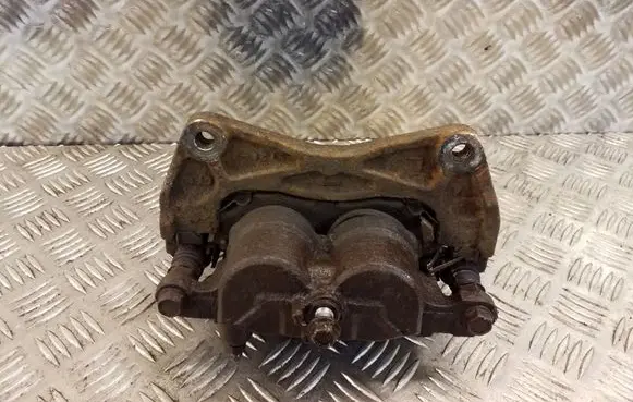 Subaru Outback (BS) Front brake caliper