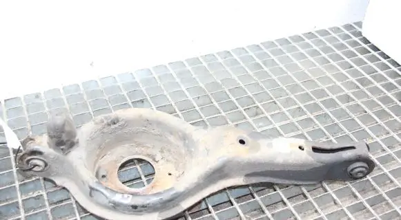 Volvo V40 Rear upper control arm/wishbone