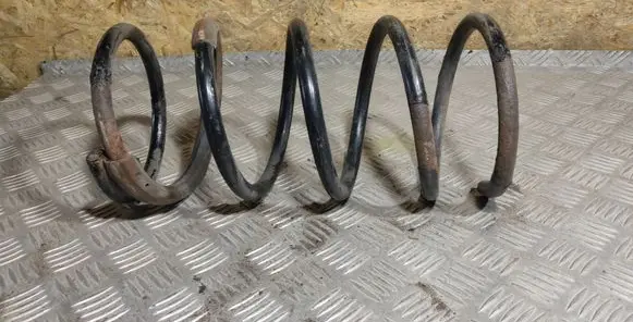 Hyundai Tucson JM Front coil spring