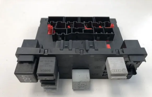 Volkswagen Touran I Comfort/convenience module 1K0937049T