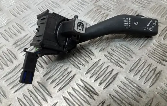Volkswagen Golf V Wiper control stalk 1K0953519H