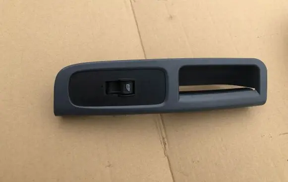 Volvo C30 Electric window control switch 30773214