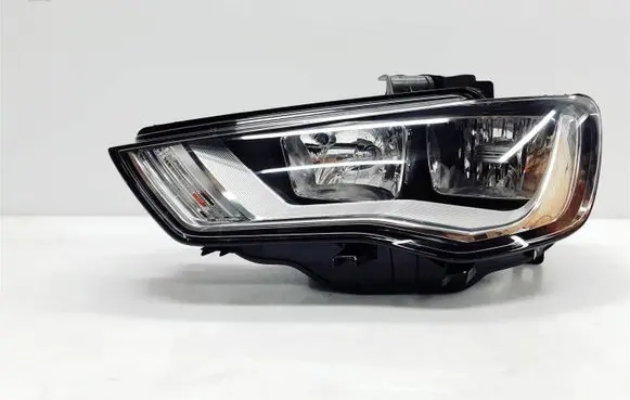 Audi A3 S3 8V Headlight/headlamp 8V0941003