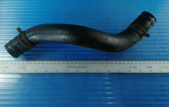 Hyundai i20 (PB PBT) Engine coolant pipe/hose 254114P050