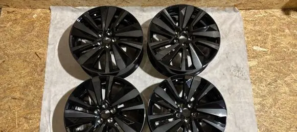 R19 alloy rim