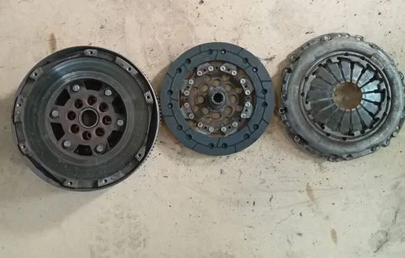 Opel Tigra B Clutch set kit 9223223
