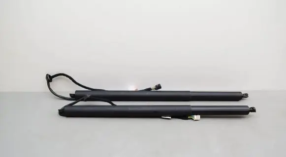 Maserati Levante Set of springs and shock absorbers (Front and rear) 670107690