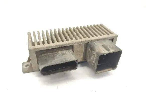Renault Kangoo II Glow plug pre-heat relay 8200558438A RCS812