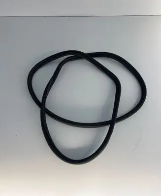BMW M5 F90 Trunk rubber seal (body) 7366401