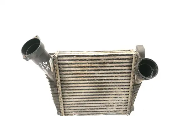 Audi Q7 4L Intercooler radiator 7L6145803D