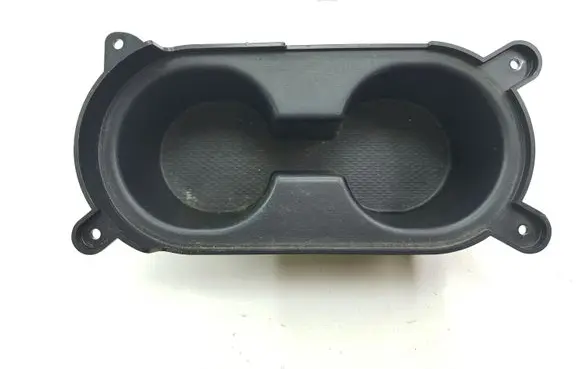 Cup holder front