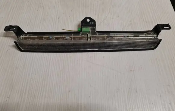 Volvo V70 Third/center stoplight 8658948