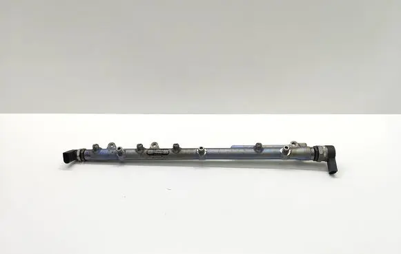 BMW 5 E60 E61 Fuel main line pipe 7799610 779961002 058651L5