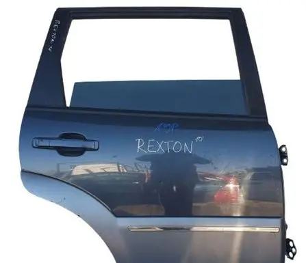 SsangYong Rexton Rear door