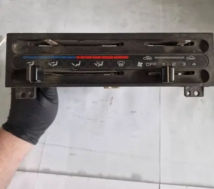 Opel Frontera B Climate control unit