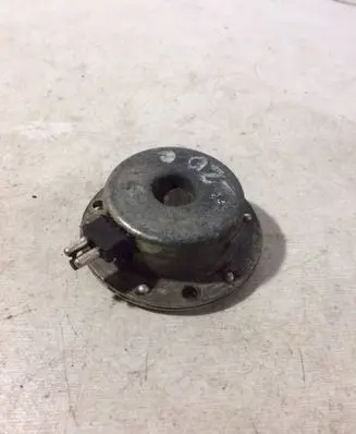 Mercedes-Benz E W210 Valve oil control A1190510077