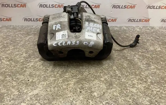 Mercedes-Benz C W204 Front brake caliper
