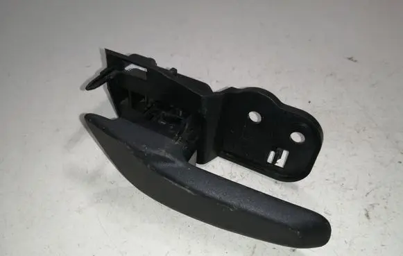 Iveco Daily 35.8 - 9 Engine bonnet (hood) release handle