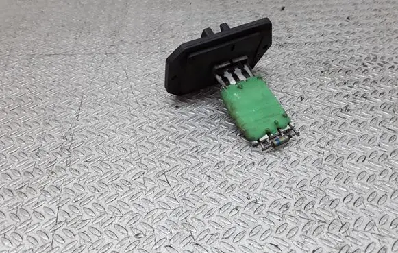 Toyota Corolla E120 E130 Heater blower motor/fan resistor