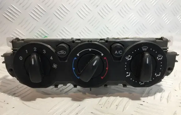 Ford Mondeo MK IV Climate control unit 6G91-19980-AE