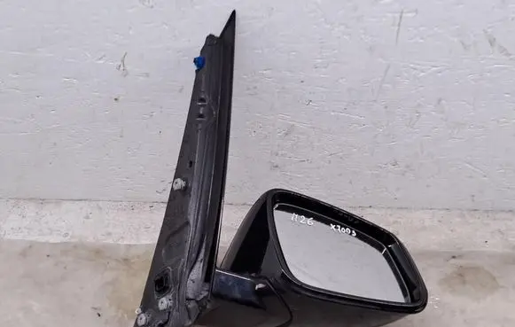 BMW 2 F46 Front door electric wing mirror X7003