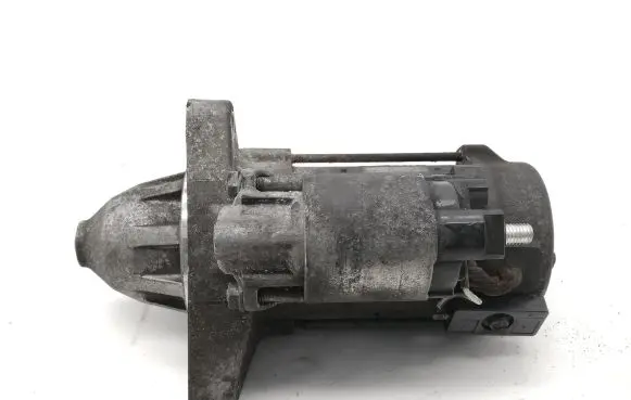 Toyota Auris E180 Starter motor 281000N120