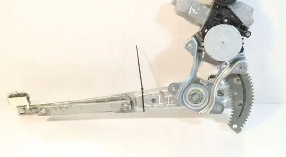 Infiniti Q50 Rear window lifting mechanism without motor 827514GA0A