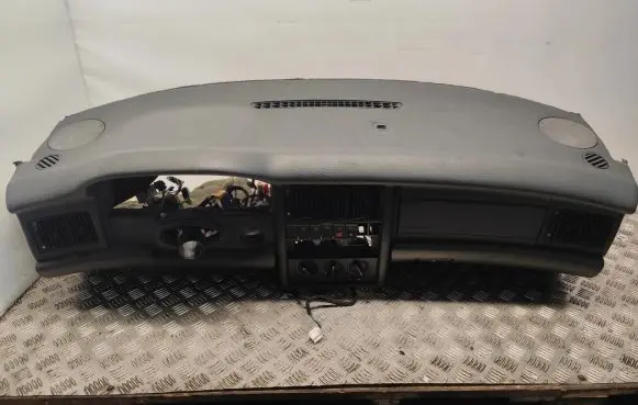 Audi Cabriolet B3 8G Dashboard 8A1857003F 8A1919633