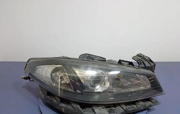 Renault Laguna II Headlight/headlamp 7701476941