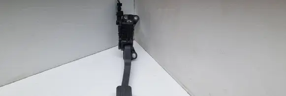 Chevrolet Epica Accelerator throttle pedal 96408078