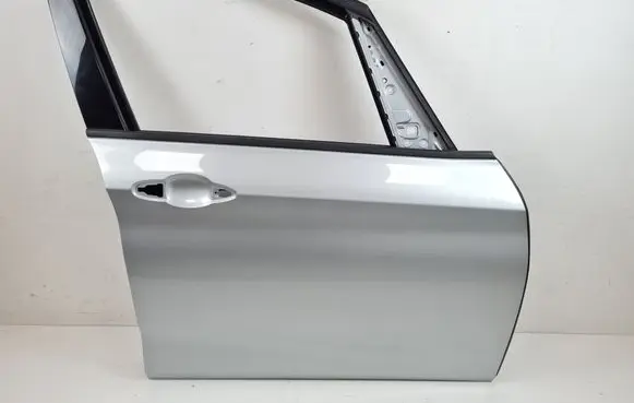 BMW 2 F46 Front door