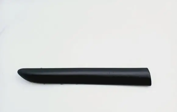 Mitsubishi Colt Rear arch trim MR957267