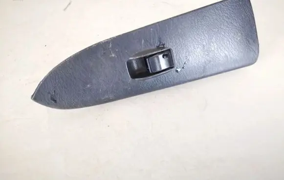 Mazda 626 Electric window control switch