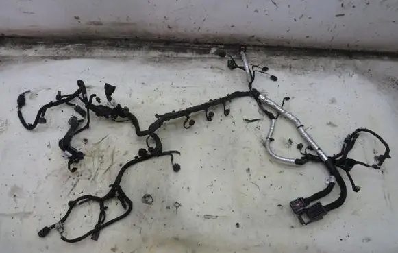 Jaguar XE Engine installation wiring loom G4D3-12A690